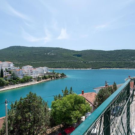 Apartman Vito Neum Exterior foto