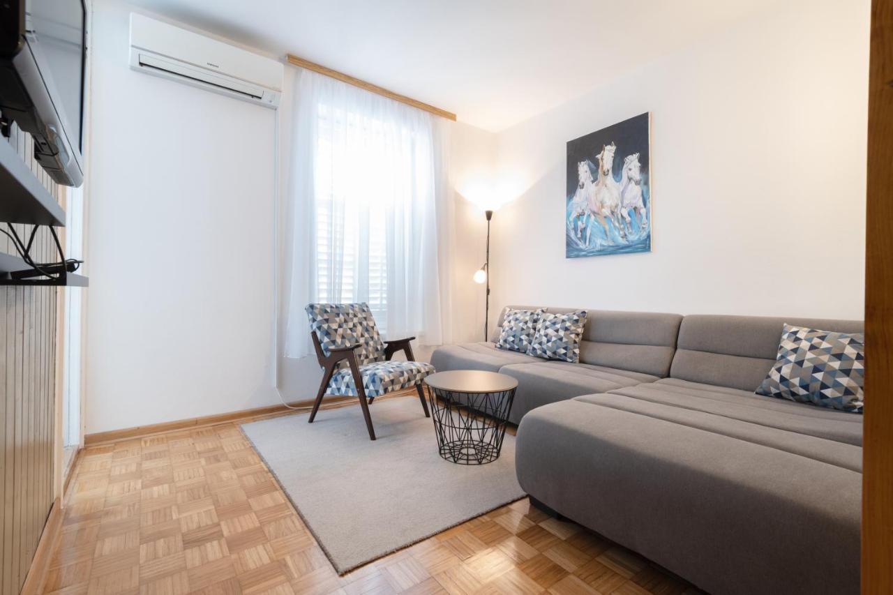 Apartman Vito Neum Exterior foto
